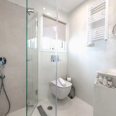 Melidi Luxury Penthouse In Koukaki Apartment *